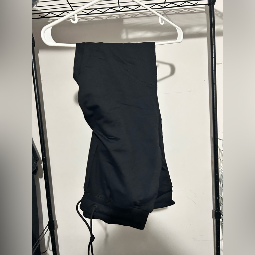 Everforward Jogger Black Medium